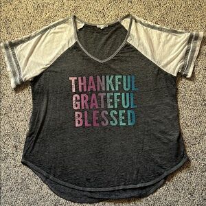 Maurice’s Gray and White Graphic Tee